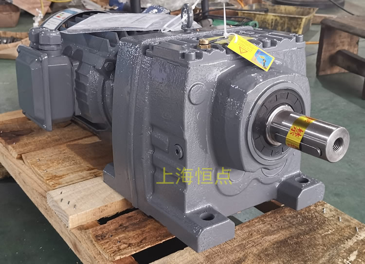 R77減速機 輸入配普通圓殼電機 接線盒位置C3/180 實物照片 -上海恒點