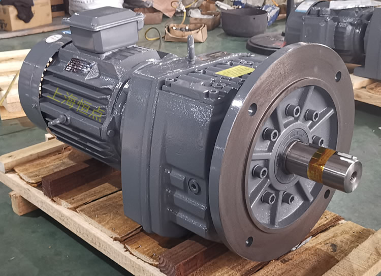 RF87減速機，立式安裝，輸入配電機，實物照片如下