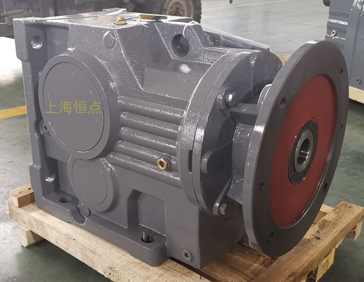 K97減速機，輸入配電機法蘭端蓋，右輸出單軸，實物圖如下