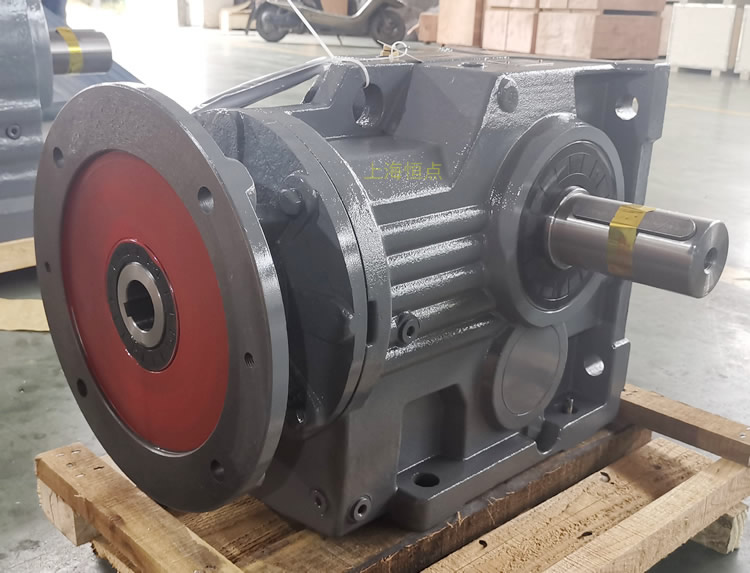 K97減速機，輸入配電機法蘭端蓋，右輸出單軸，實物圖如下